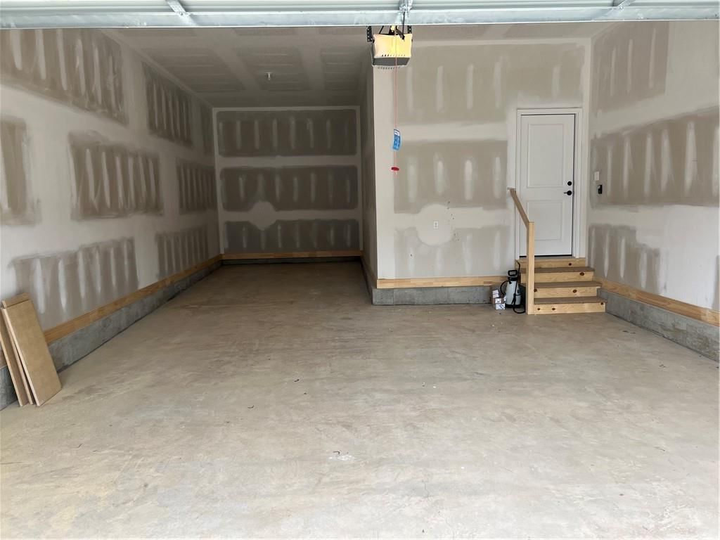 1136 SW Whitby Drive — photo 19
