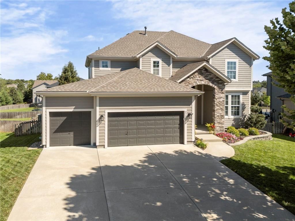23410 W 52nd Terrace, Shawnee, KS