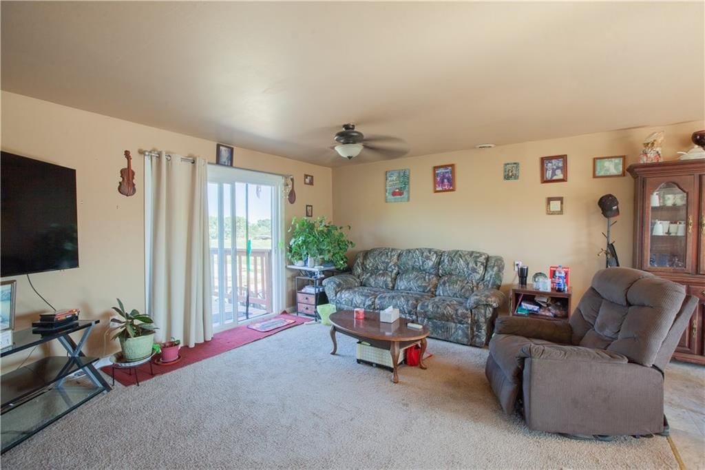 9017 NW Barwick Drive — photo 5