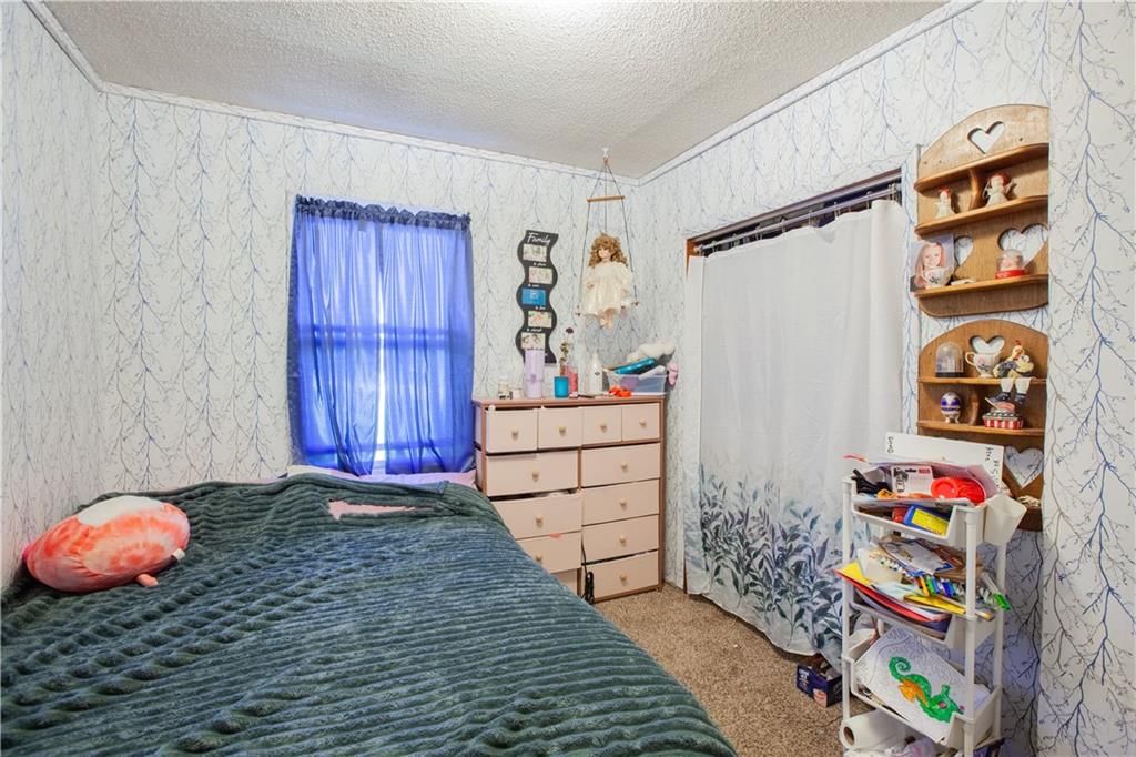 9017 NW Barwick Drive — photo 11