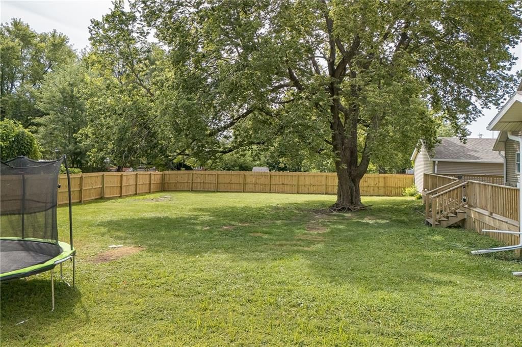 348 CLINTON Avenue — photo 7