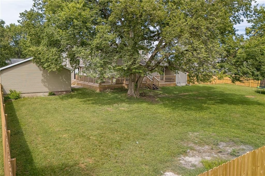 348 CLINTON Avenue — photo 9