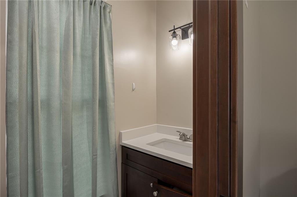 348 CLINTON Avenue — photo 22
