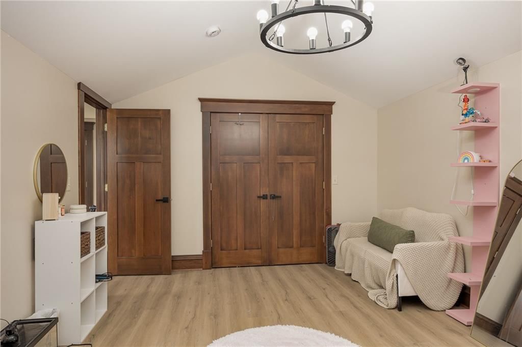 348 CLINTON Avenue — photo 30