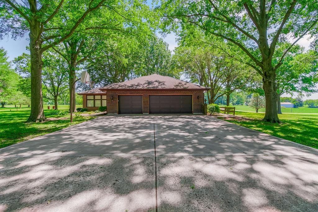 33400 E Truman Road — photo 42