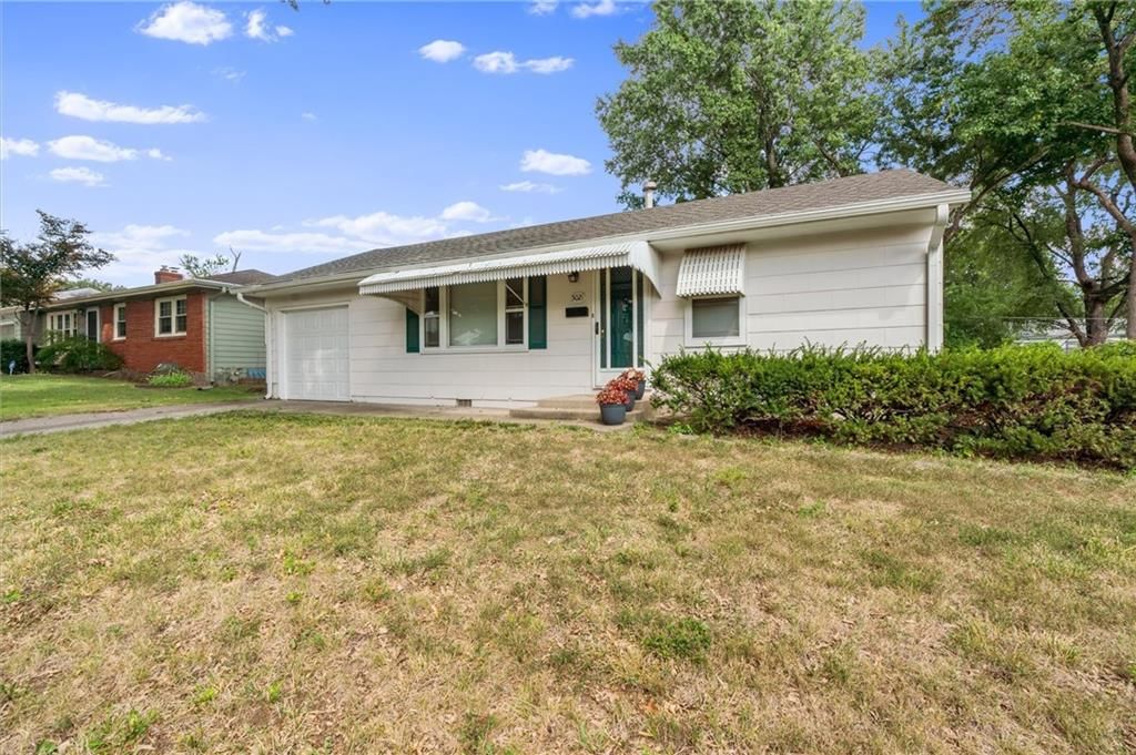 Photo 27 of 29 - 5021 N Cypress Avenue
