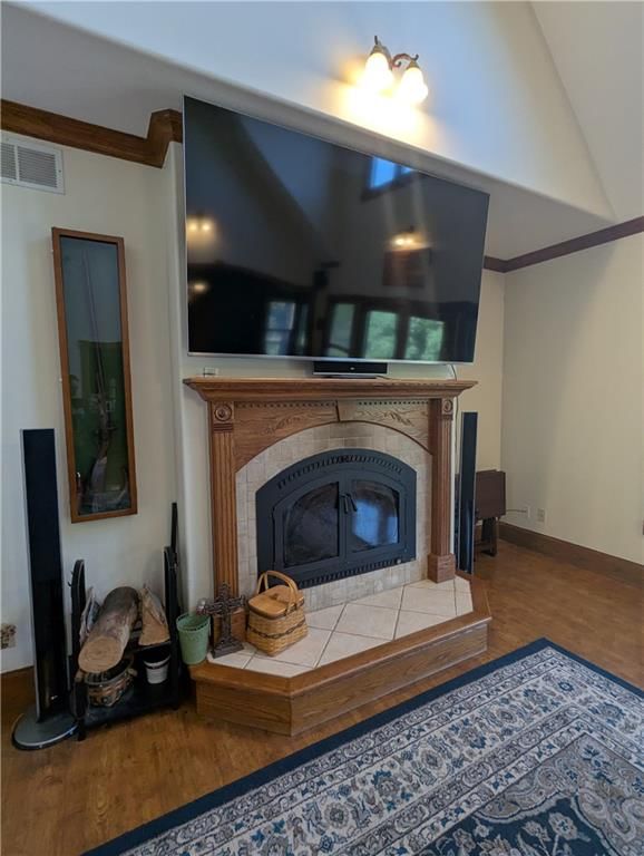 1900 Yates Avenue — photo 54