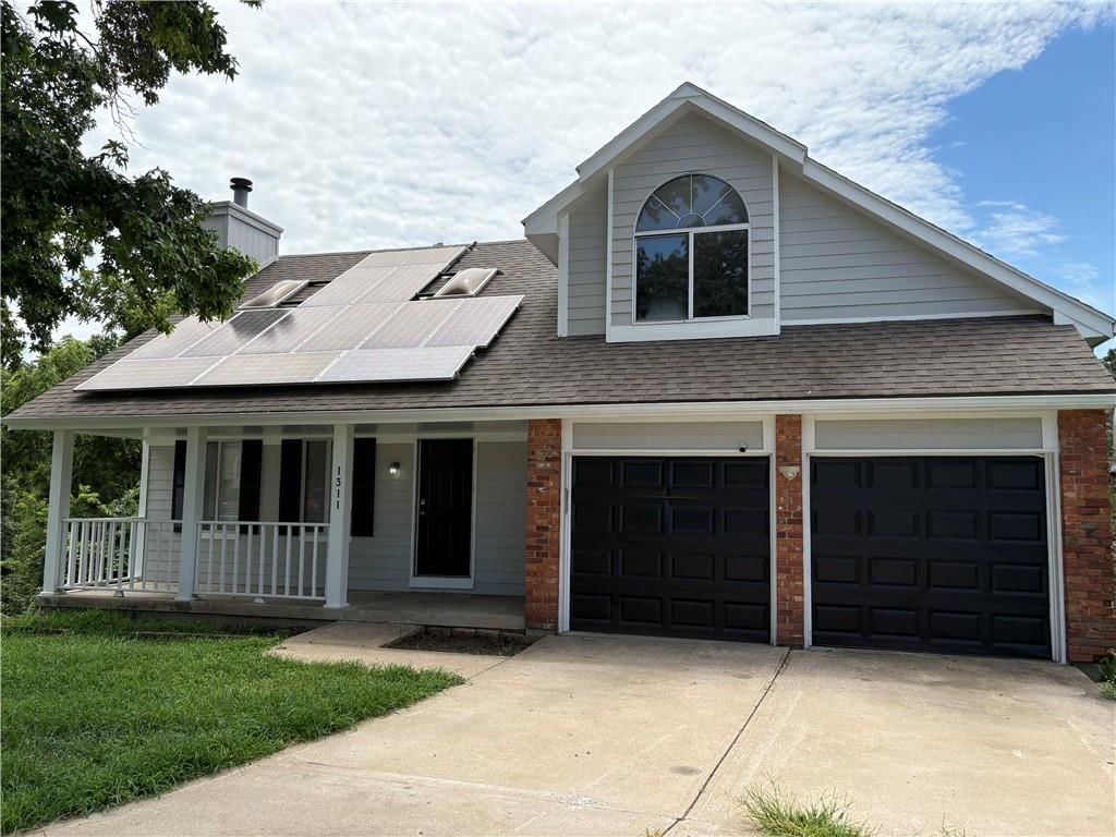 1311 SW 25th Street — photo 3