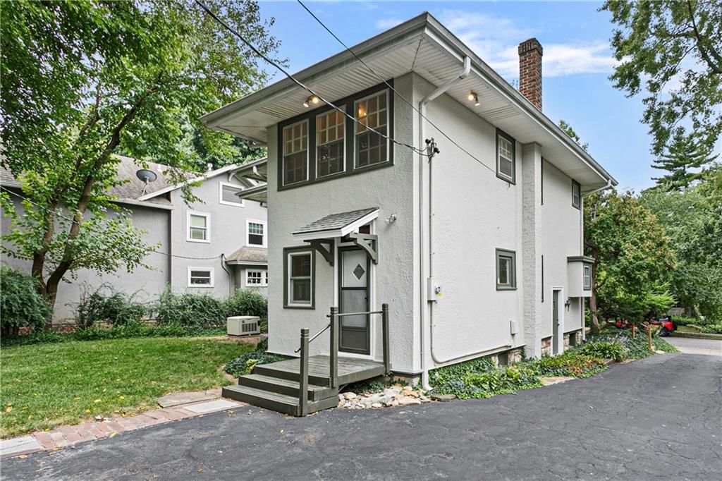 Photo 31 of 31 - 5907 McGee Street