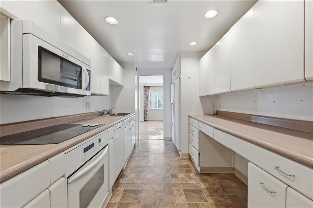 4740 Roanoke Parkway — photo 8