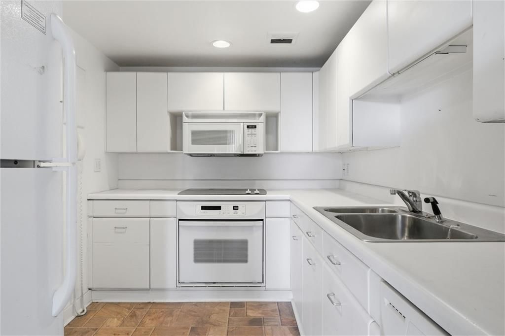 4740 Roanoke Parkway — photo 15