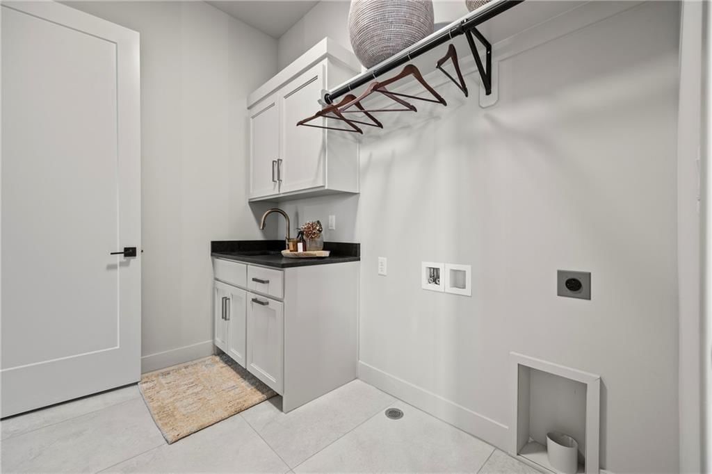 17524 Carter Street — photo 21