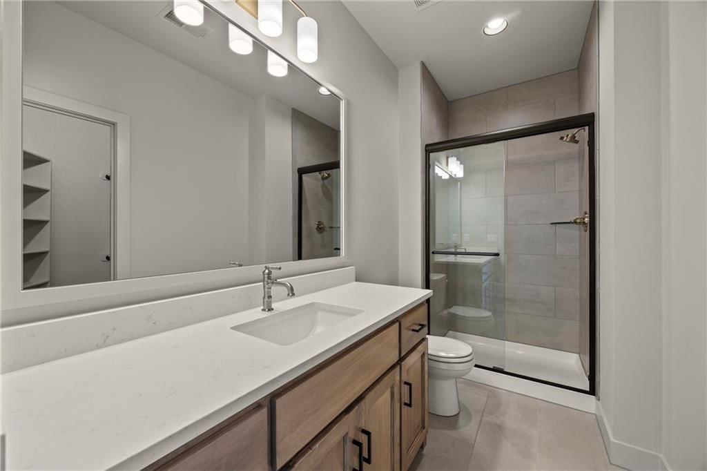 17524 Carter Street — photo 30