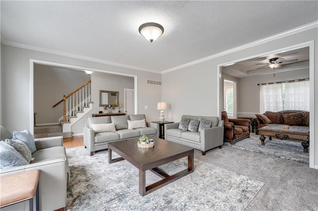Photo 6 of 34 - 21430 W 51st Street