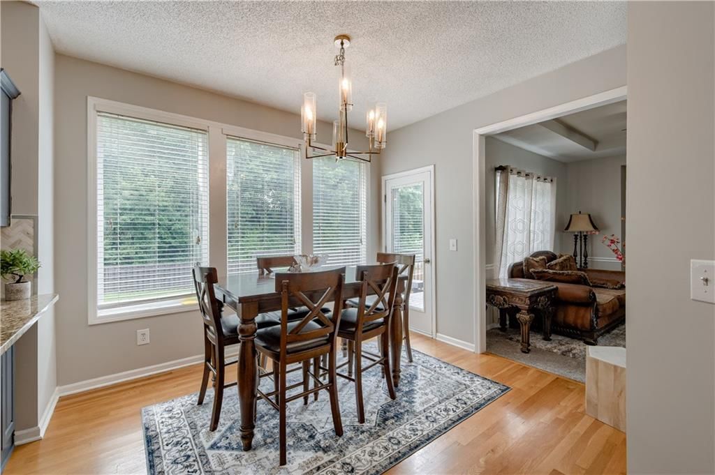 Photo 10 of 34 - 21430 W 51st Street