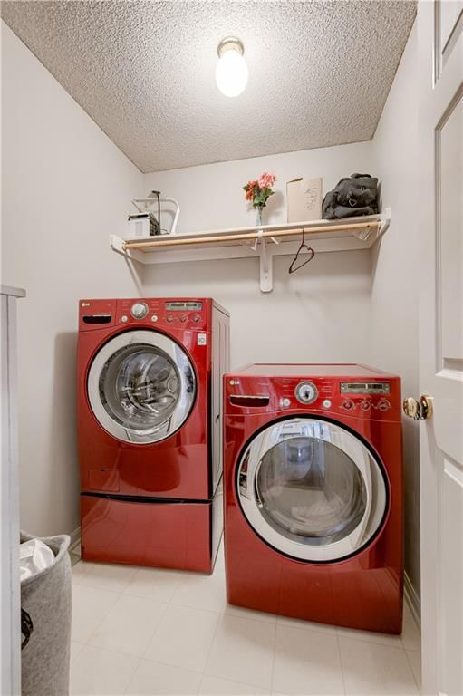 Photo 15 of 34 - 21430 W 51st Street