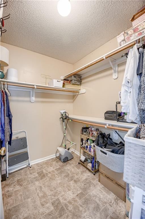 Photo 21 of 34 - 21430 W 51st Street