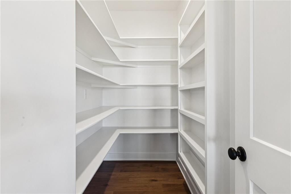 1836 Green Meadow Drive — photo 13