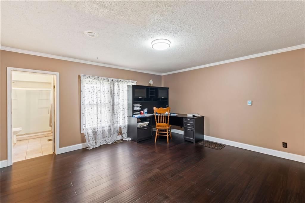 402 Pine Street — photo 20