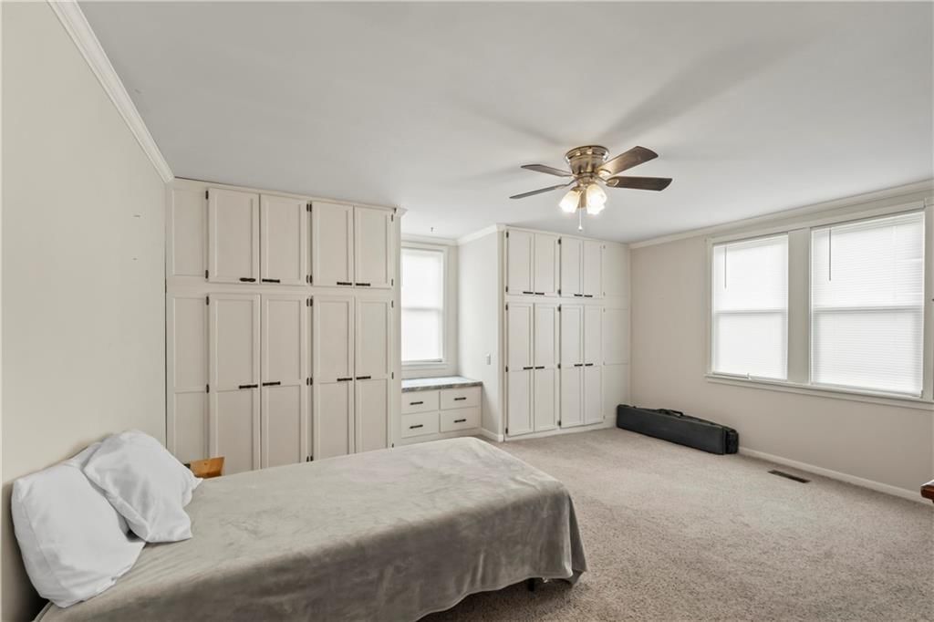 402 Pine Street — photo 22