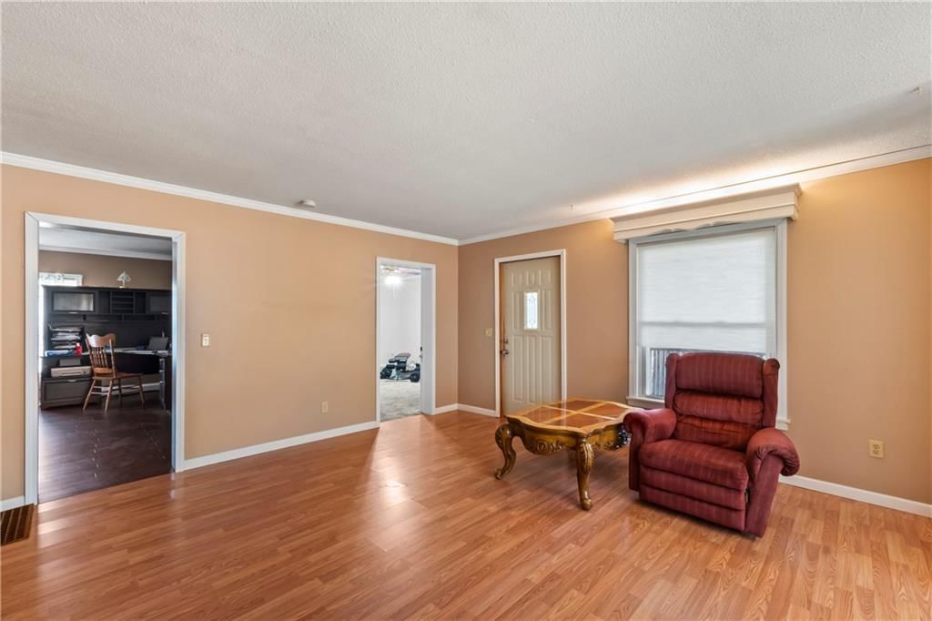 402 Pine Street — photo 37