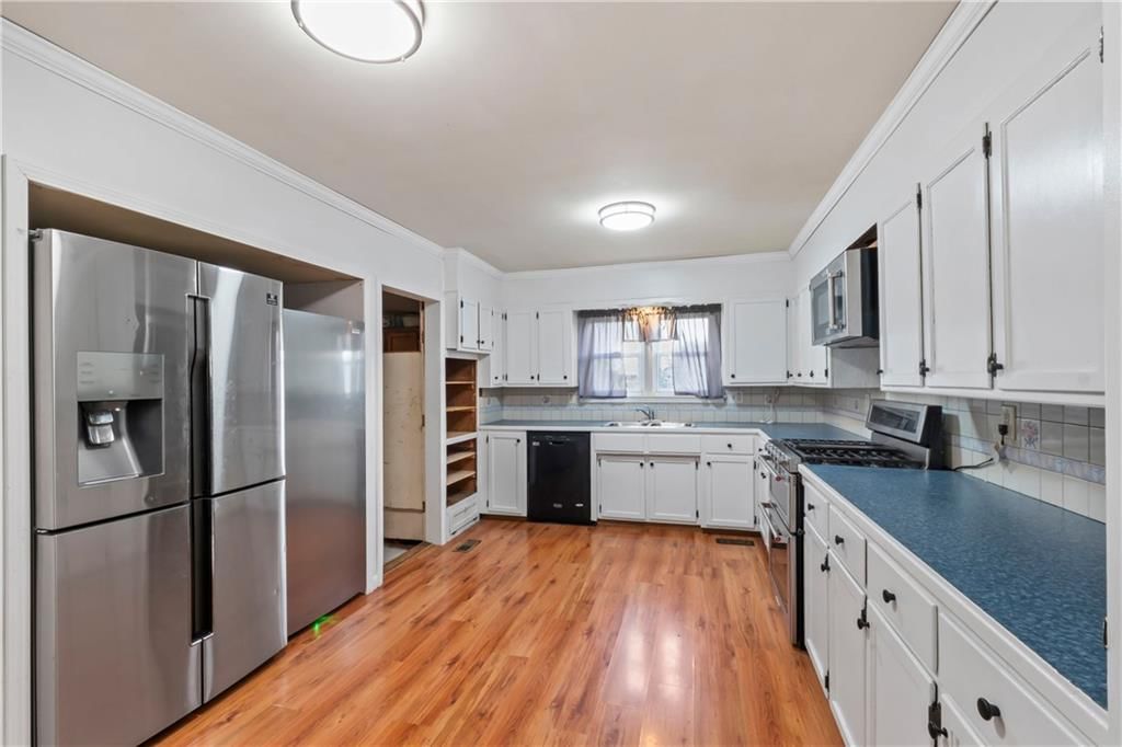 402 Pine Street — photo 41