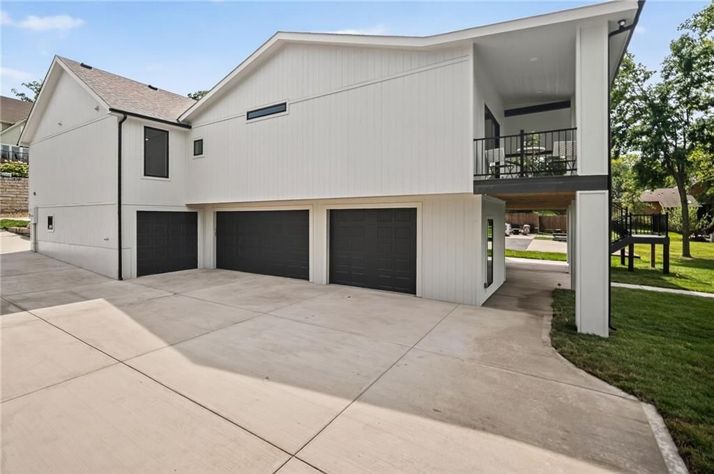 8310 NW Forest Drive — photo 24
