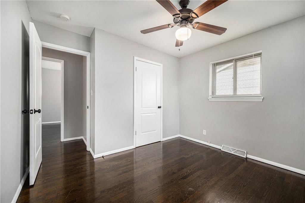 Photo 9 of 20 - 6107 E 149th Terrace