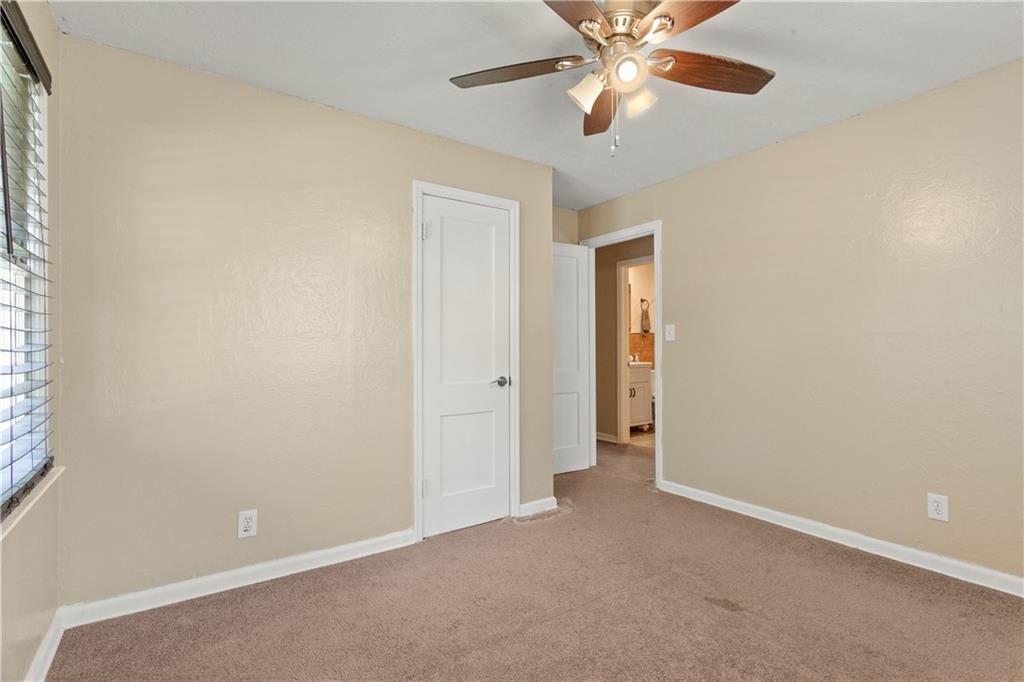 6220 Lathrop Avenue — photo 13