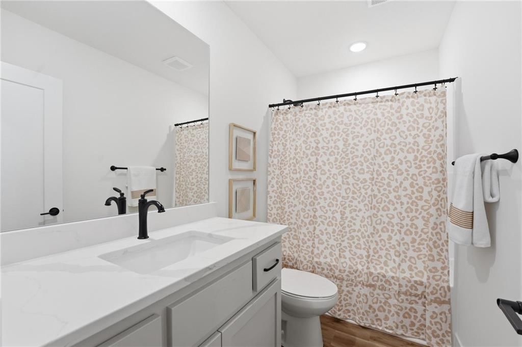 1804 Halls Creek Avenue — photo 36