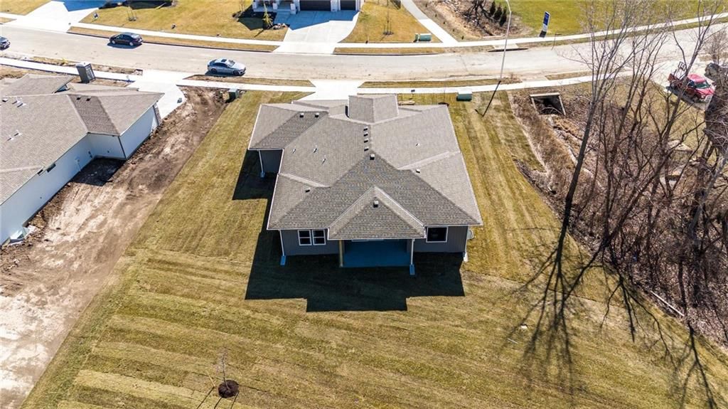 1804 Halls Creek Avenue — photo 45