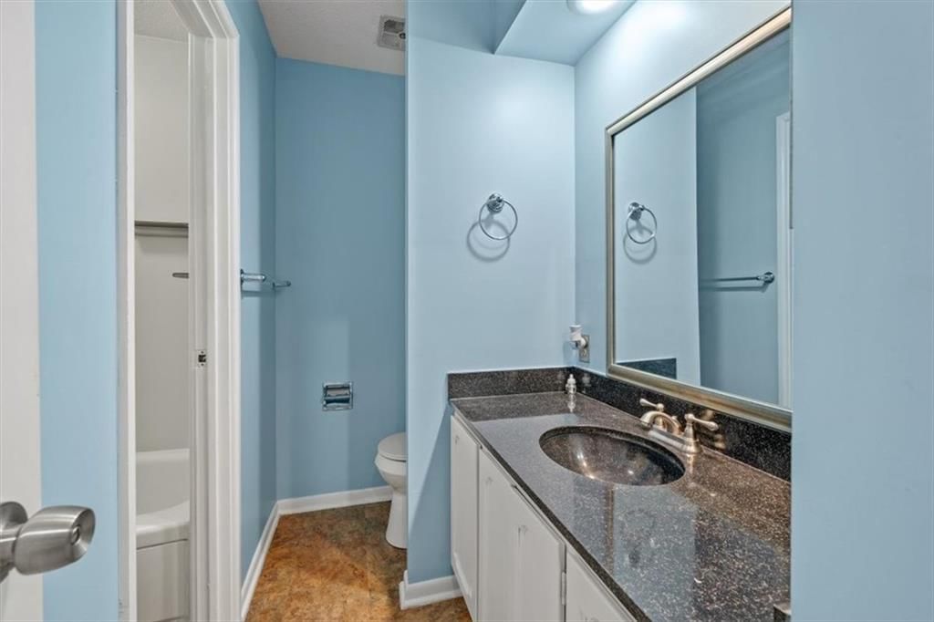 Photo 16 of 28 - 8314 Hadley Street