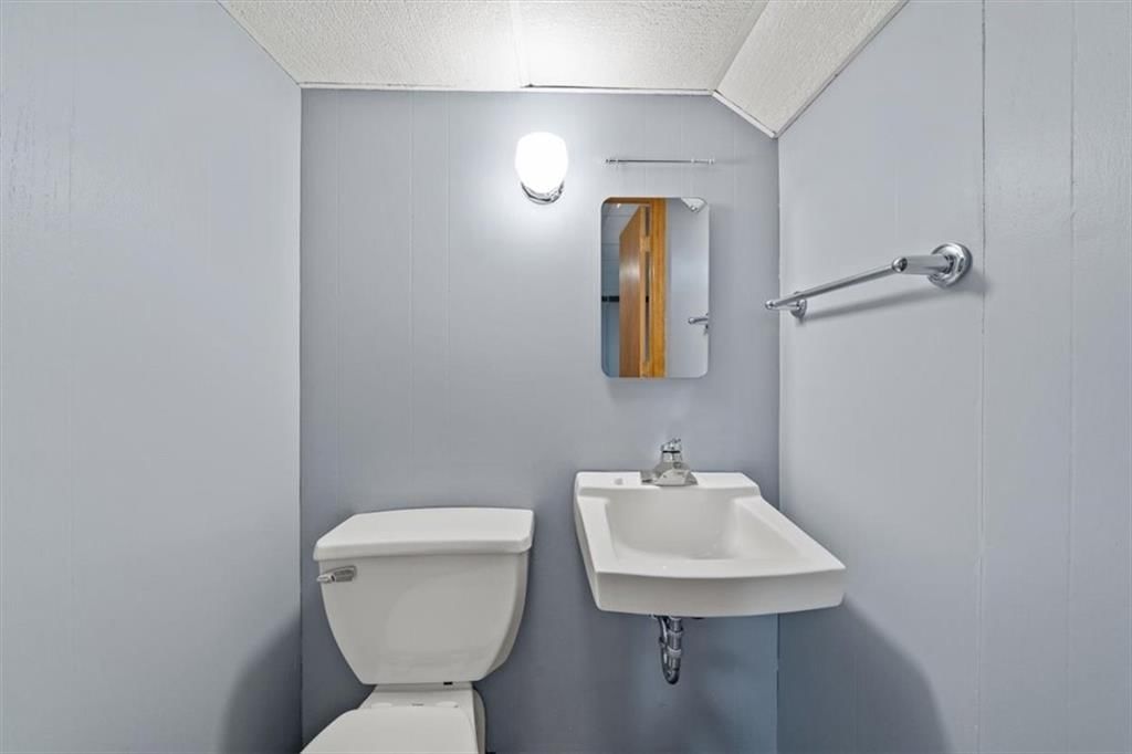 Photo 23 of 28 - 8314 Hadley Street