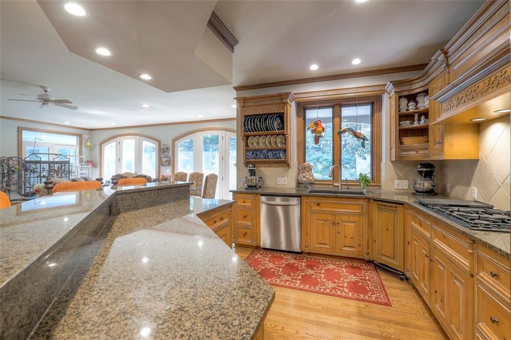 11425 Canterbury Circle — photo 31