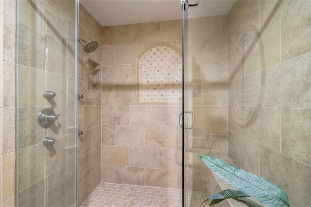 11425 Canterbury Circle — photo 45