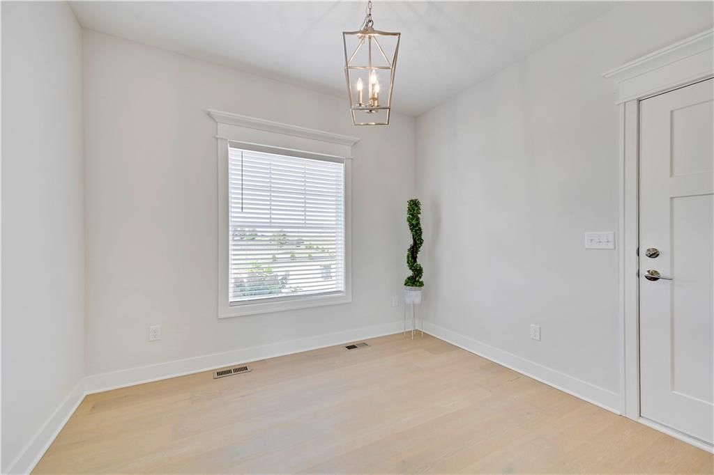 18833 Redbud Lane — photo 11