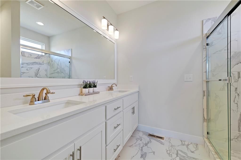 18833 Redbud Lane — photo 14