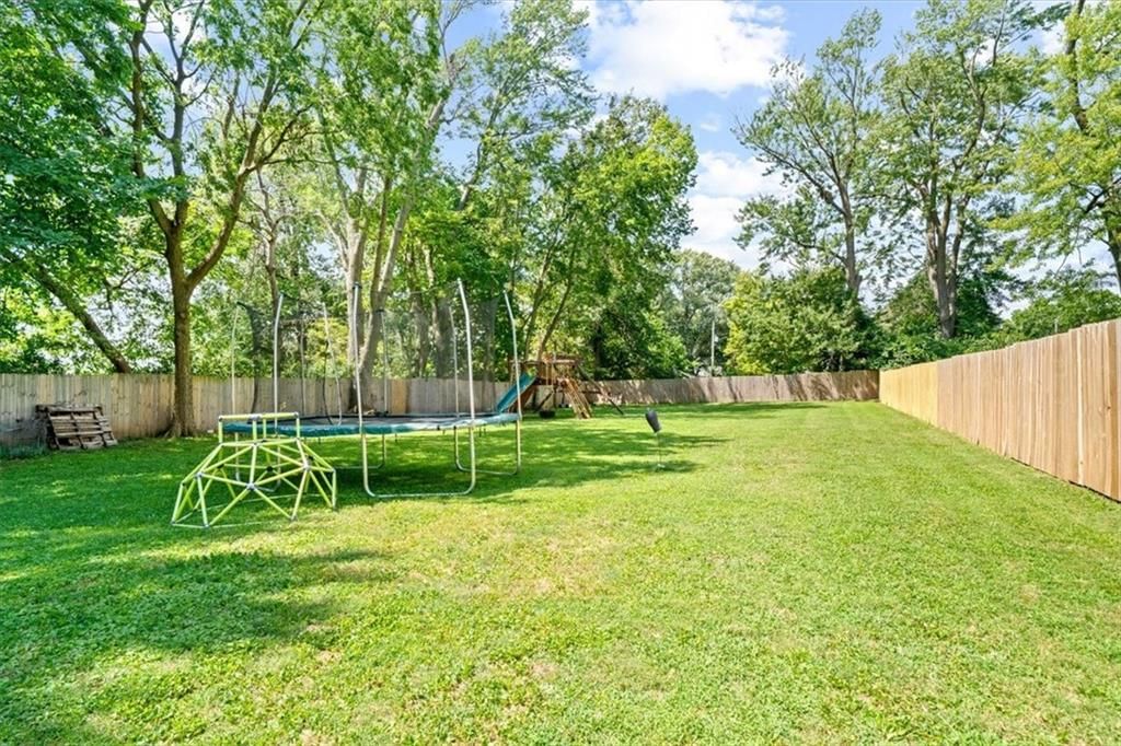 3626 Hunter Avenue — photo 27