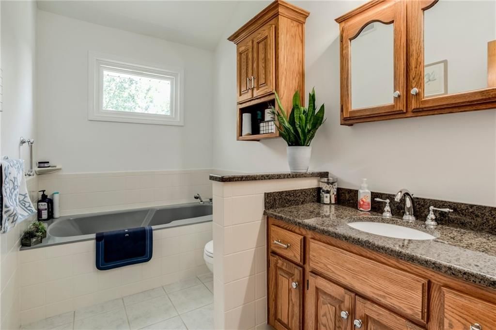 4151 N 109th Terrace — photo 16