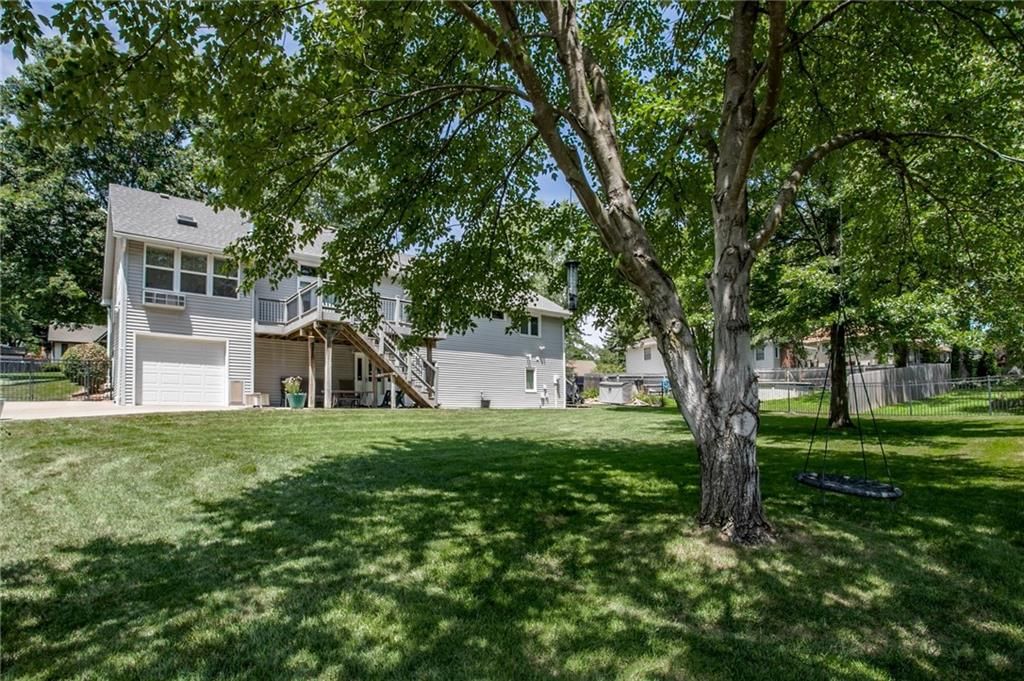 4151 N 109th Terrace — photo 26