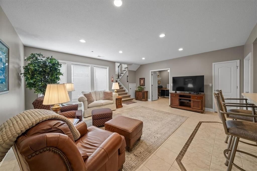9917 Fountain Circle — photo 25
