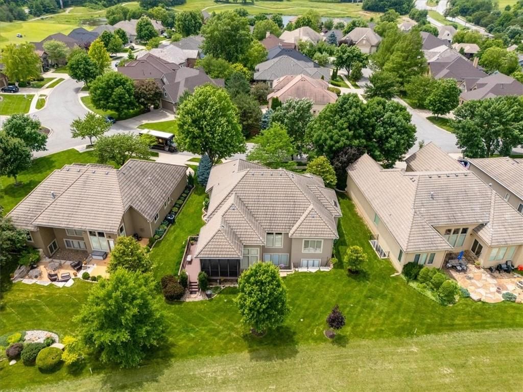 9917 Fountain Circle — photo 40