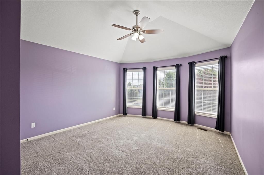 Photo 32 of 40 - 19452 W 209th Terrace