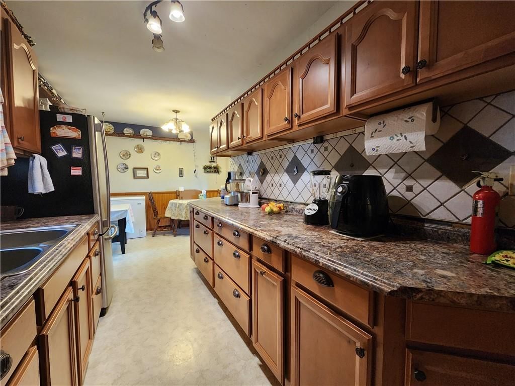Photo 10 of 50 - 16907 NW 76th Street