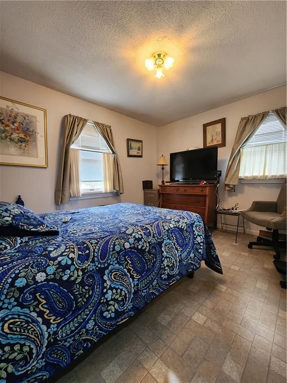 Photo 21 of 50 - 16907 NW 76th Street