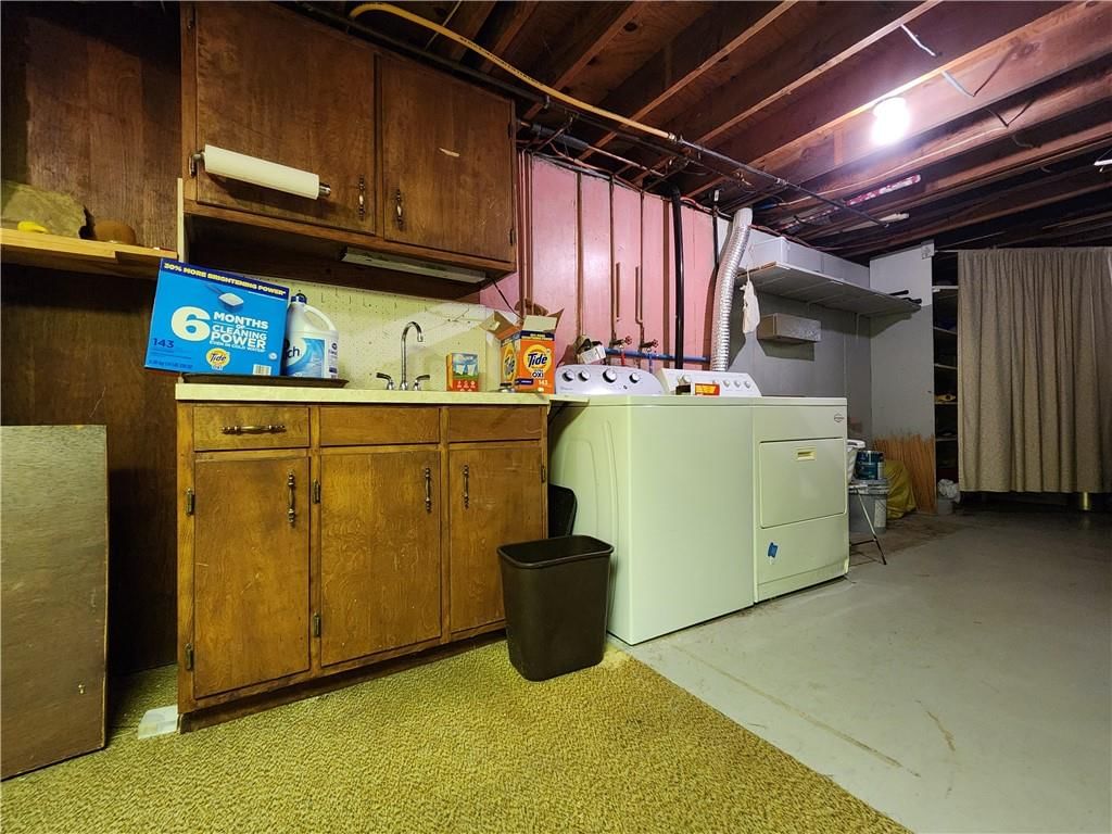 Photo 25 of 50 - 16907 NW 76th Street