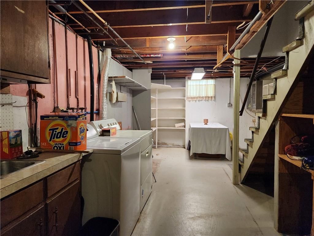 Photo 26 of 50 - 16907 NW 76th Street