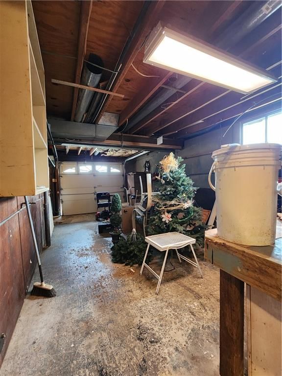 Photo 32 of 50 - 16907 NW 76th Street