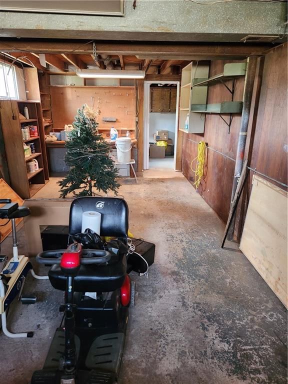 Photo 33 of 50 - 16907 NW 76th Street