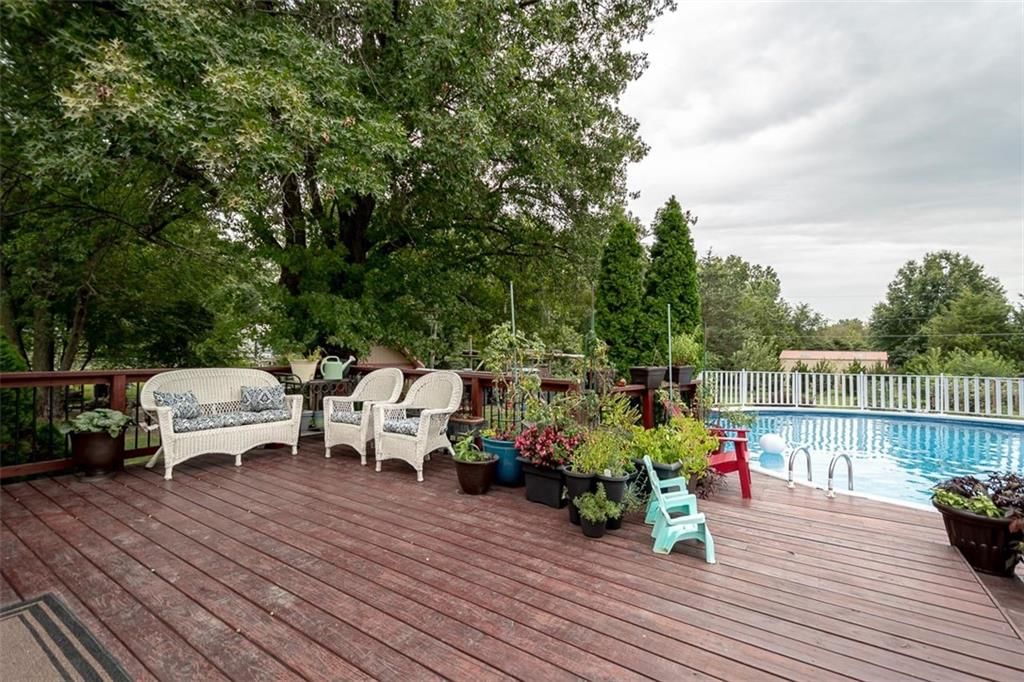 Photo 2 of 70 - 21465 W 180th Street